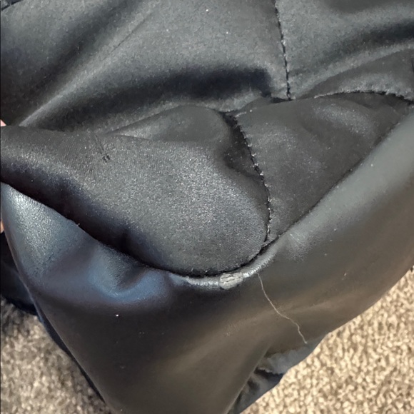 Kurt Geiger Black Quilted Shoulder Bag with Gold Chain and Raven 🐦‍⬛ - Picture 11 of 14